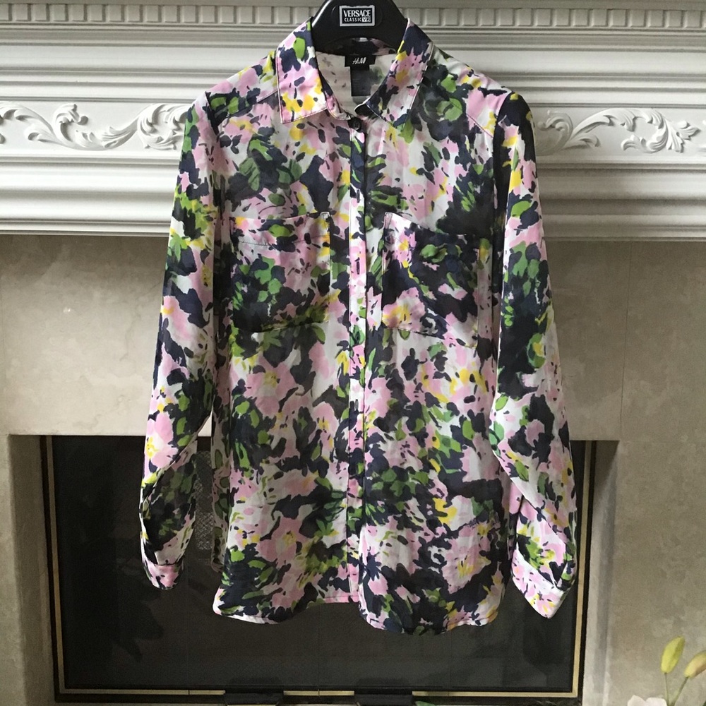 Floral button-up